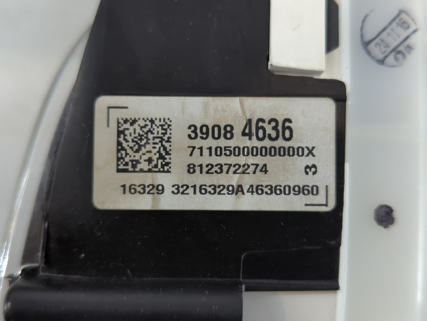 2016 Chevrolet Cruze Instrument Cluster Speedometer Gauges P/N:39084636 Fits OEM Used Auto Parts - Oemusedautoparts1.com