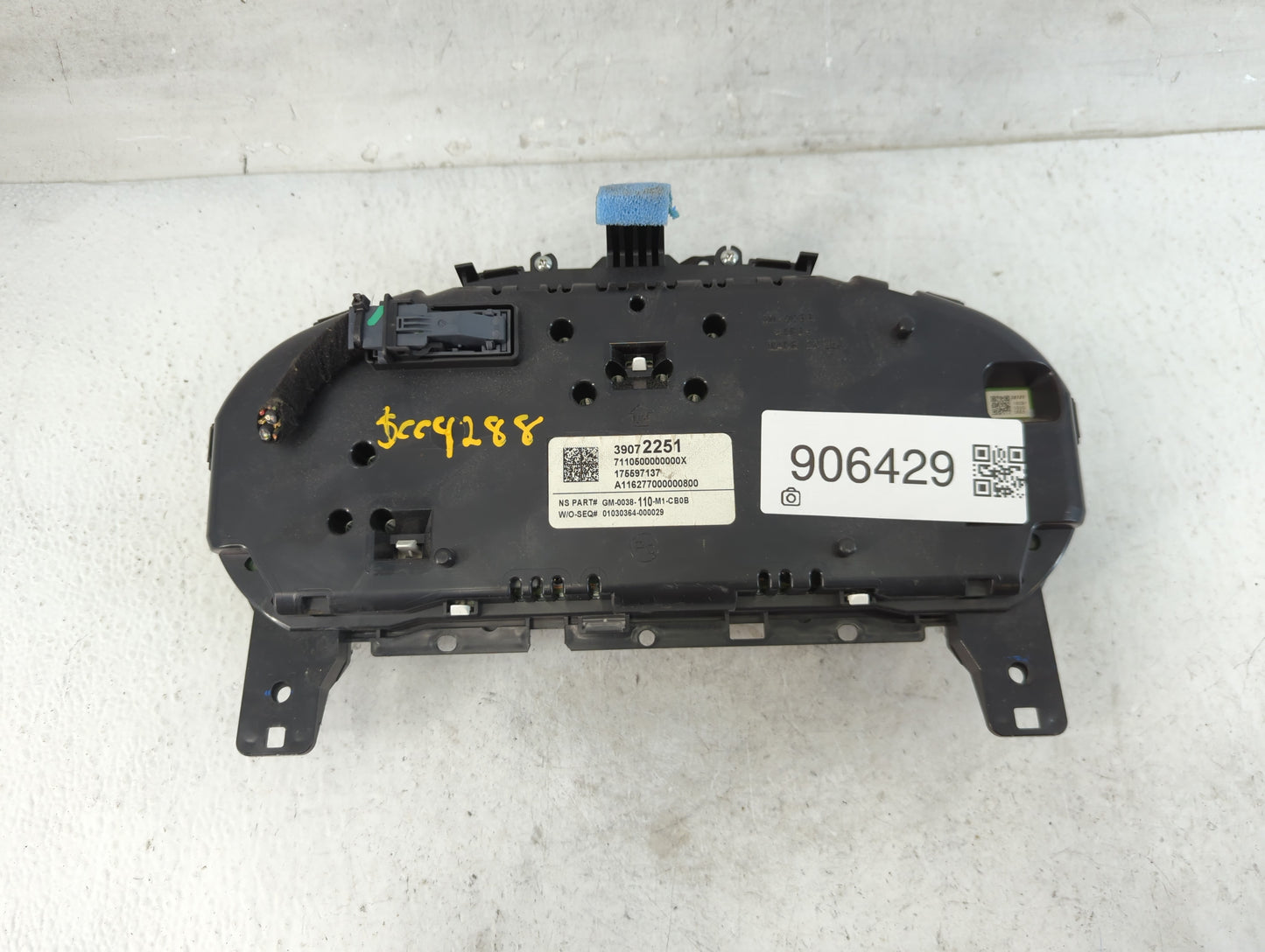2016 Chevrolet Cruze Instrument Cluster Speedometer Gauges P/N:39072251 Fits OEM Used Auto Parts - Oemusedautoparts1.com