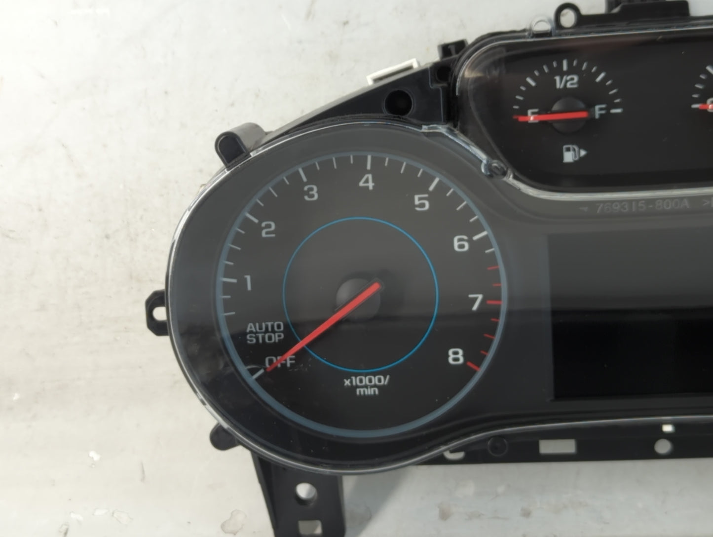 2017-2018 Chevrolet Cruze Instrument Cluster Speedometer Gauges P/N:39084636 Fits Fits 2017 2018 OEM Used Auto Parts - Oemus