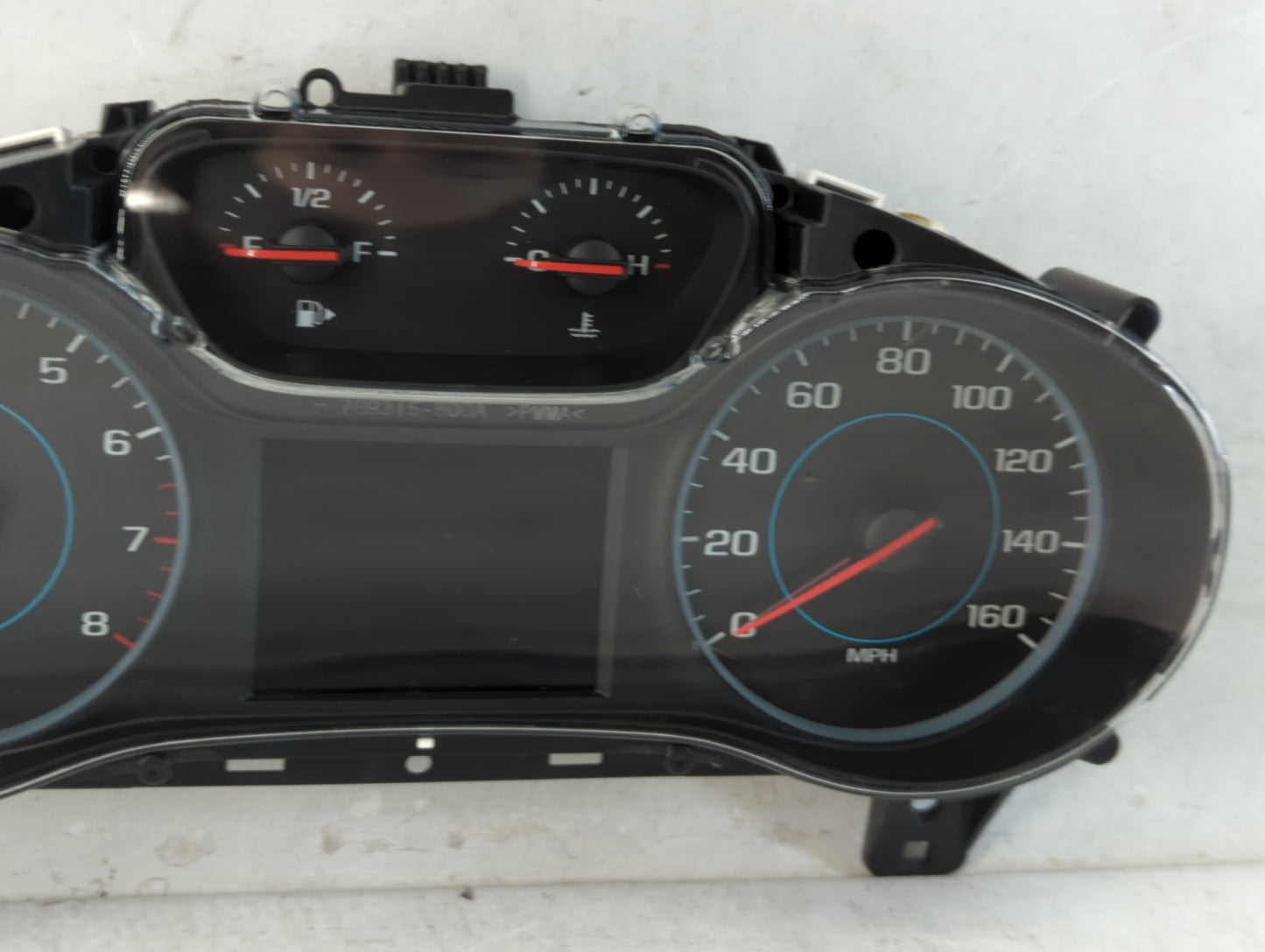 2017-2018 Chevrolet Cruze Instrument Cluster Speedometer Gauges P/N:39084636 Fits Fits 2017 2018 OEM Used Auto Parts - Oemus