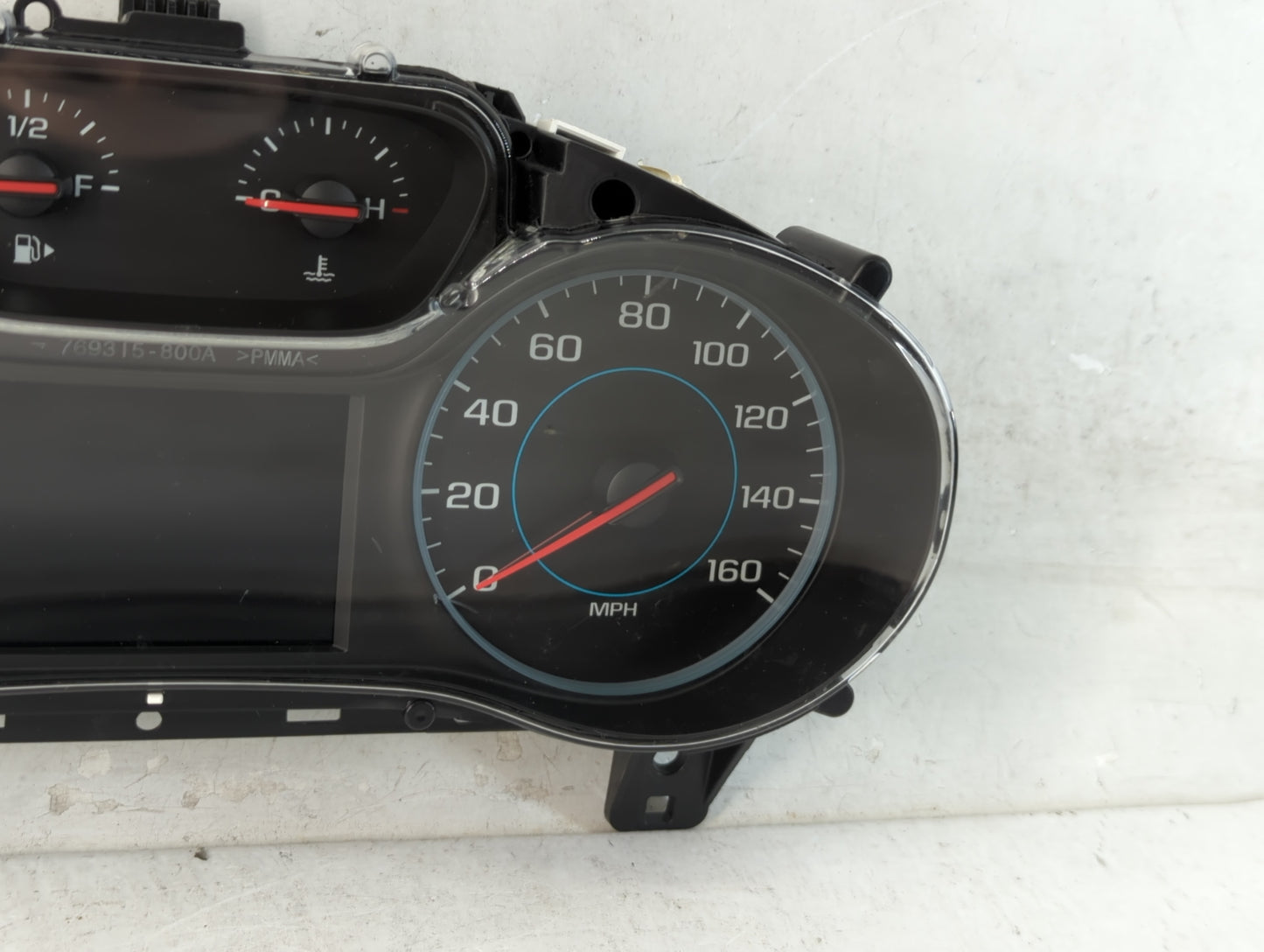 2017-2018 Chevrolet Cruze Instrument Cluster Speedometer Gauges P/N:39084636 Fits Fits 2017 2018 OEM Used Auto Parts - Oemus