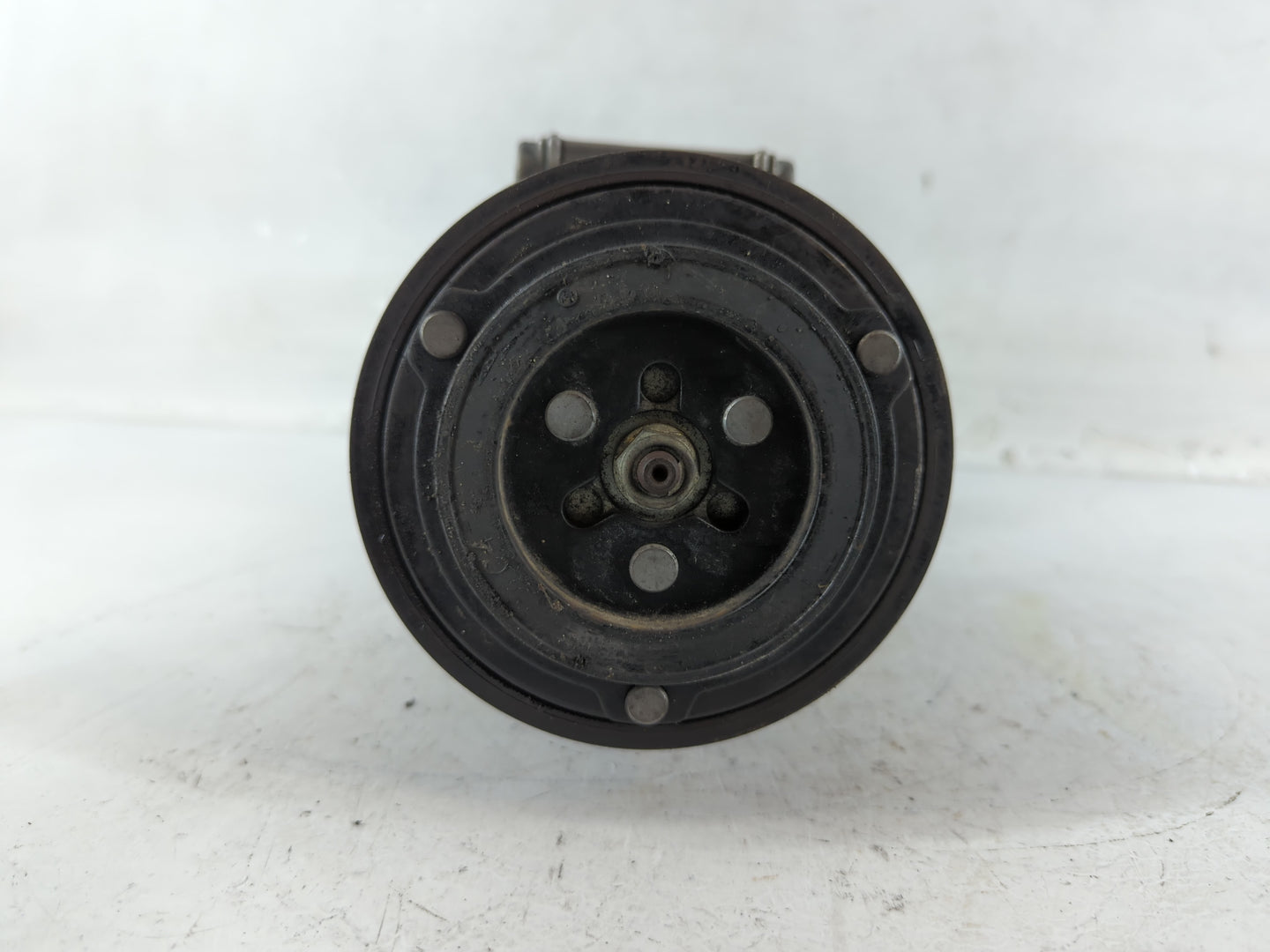 2016-2018 Chevrolet Cruze Air Conditioning A/c Ac Compressor Oem 937801 - Oemusedautoparts1.com