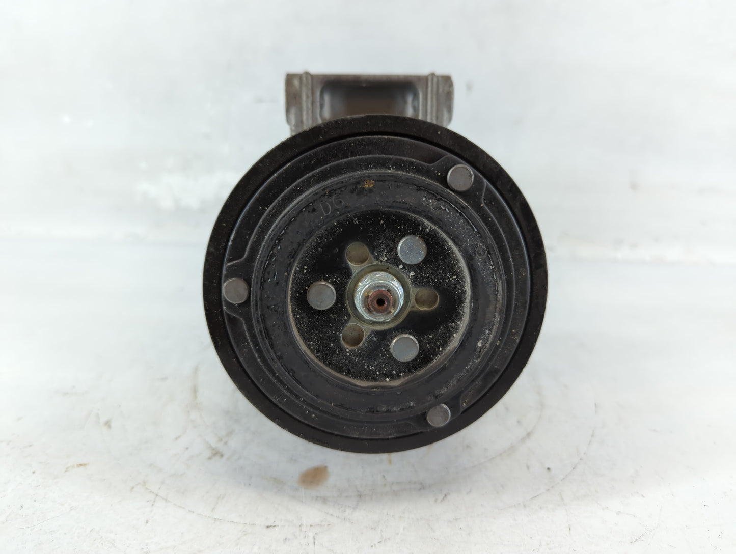 2016-2018 Chevrolet Cruze Air Conditioning A/c Ac Compressor Oem - Oemusedautoparts1.com