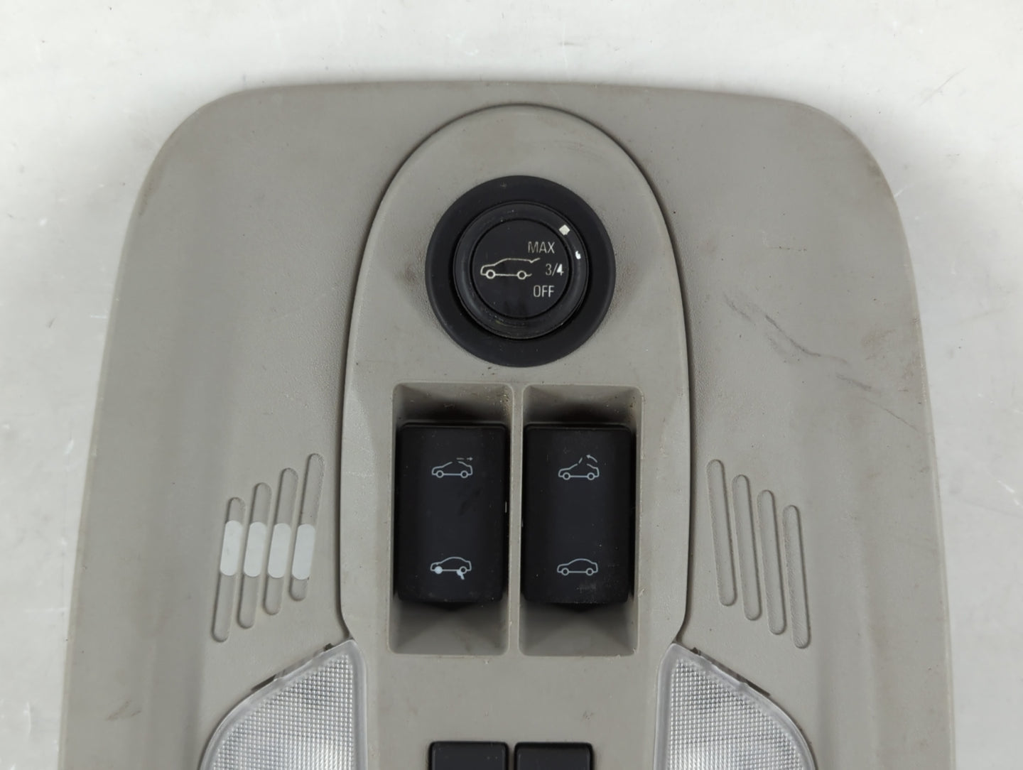 2017 Chevrolet Equinox Overhead Roof Console - Oemusedautoparts1.com