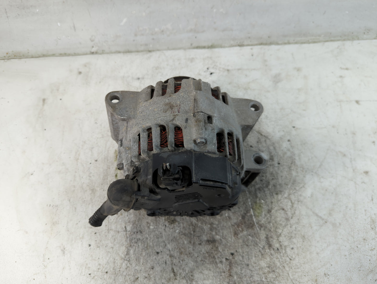 2010-2017 Chevrolet Equinox Alternator Replacement Generator Charging Assembly Engine OEM Fits OEM Used Auto Parts - Oemused