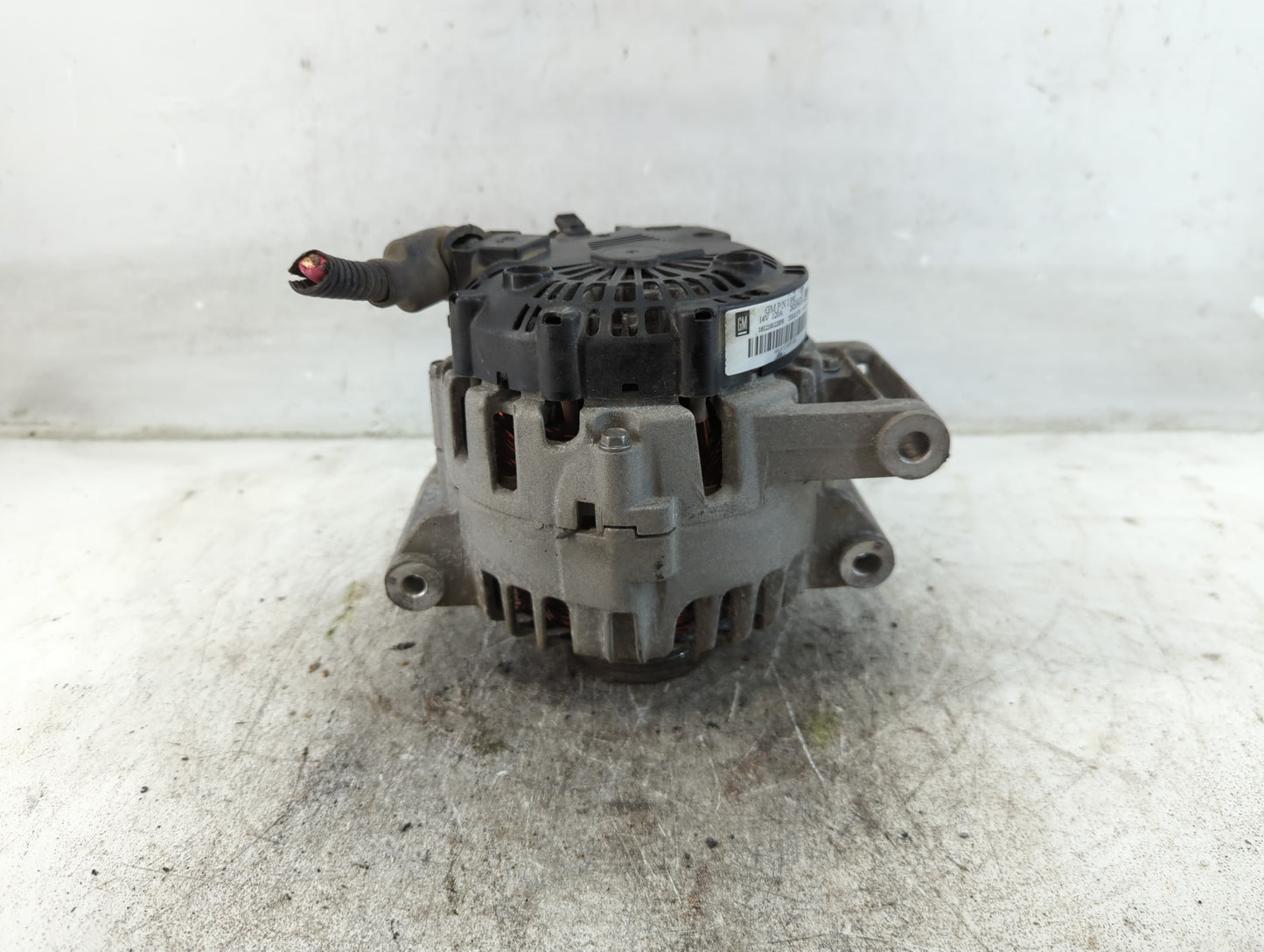 2010-2017 Chevrolet Equinox Alternator Replacement Generator Charging Assembly Engine OEM Fits OEM Used Auto Parts - Oemused