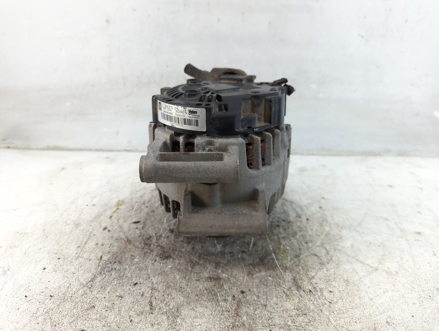 2010-2017 Chevrolet Equinox Alternator Replacement Generator Charging Assembly Engine OEM Fits OEM Used Auto Parts - Oemused