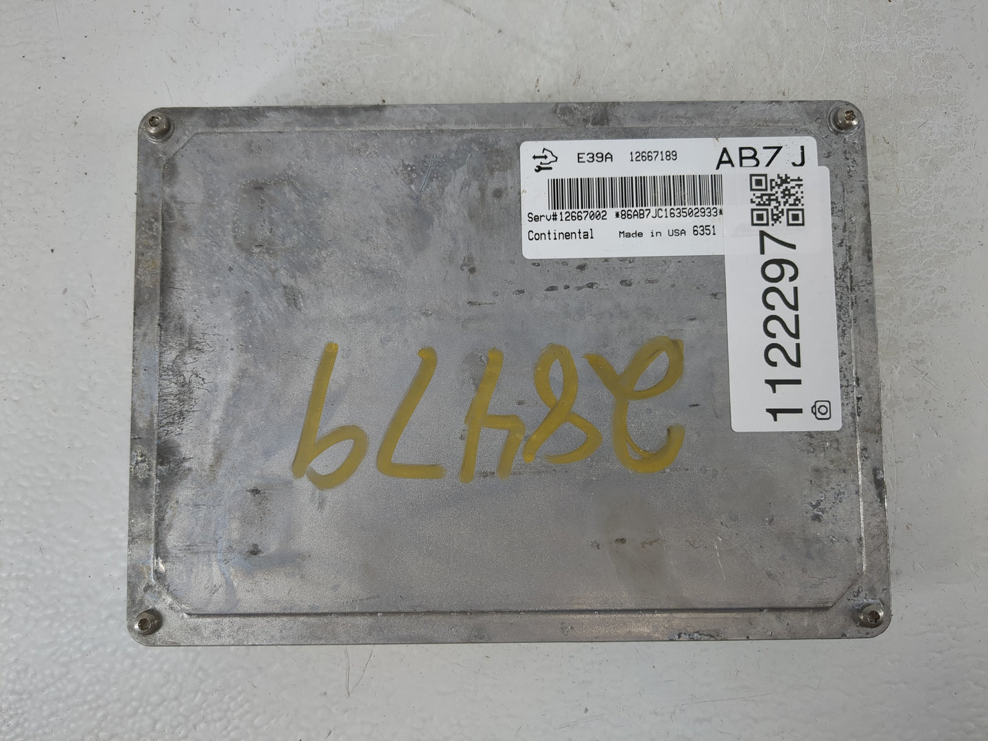 2017 Chevrolet Equinox PCM Engine Control Computer ECU ECM PCU OEM P/N:12667189 Fits Fits 2018 2019 2020 OEM Used Auto Parts