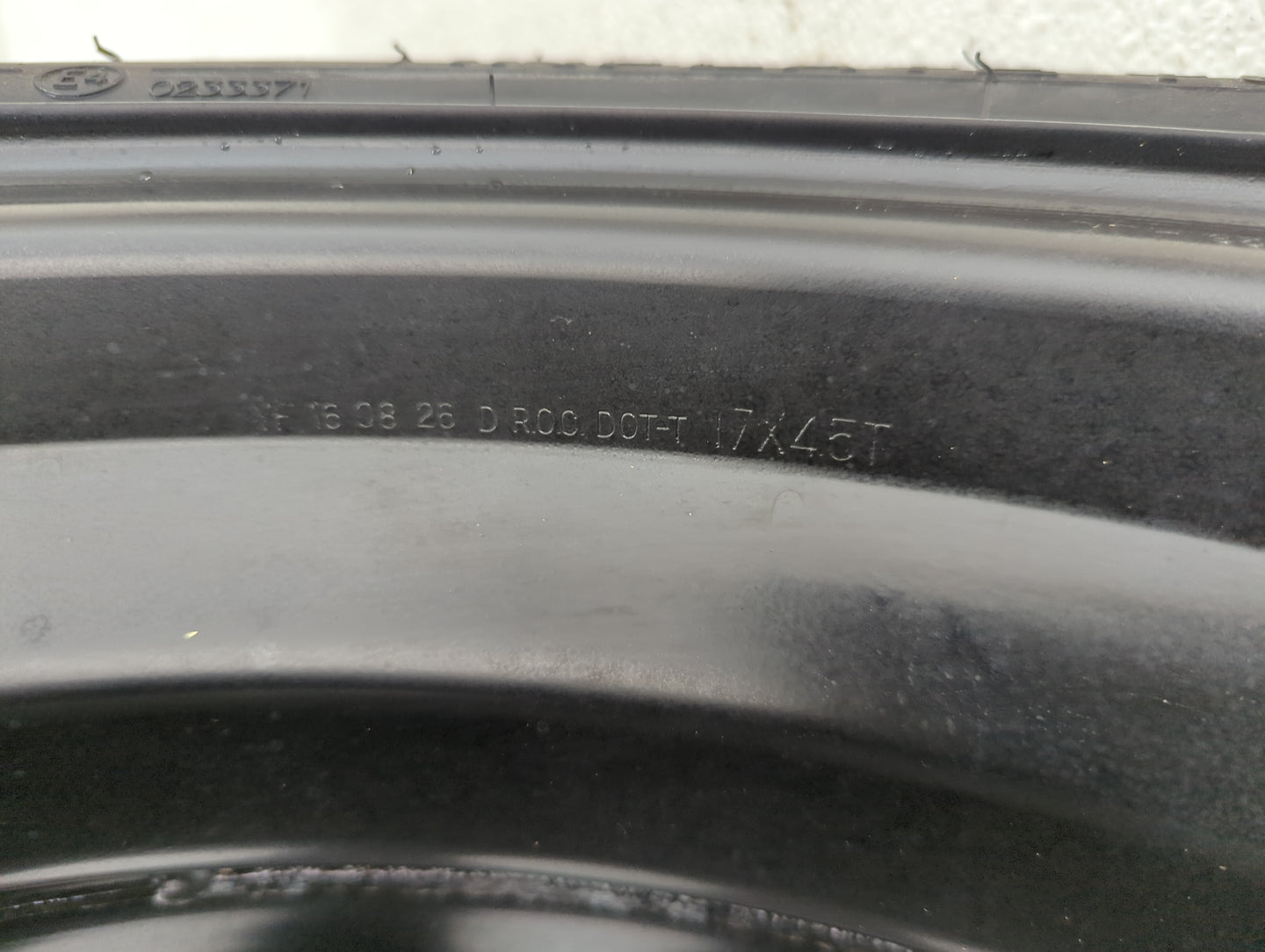 2010-2017 Chevrolet Equinox Spare Donut Tire Wheel Rim Oem - Oemusedautoparts1.com
