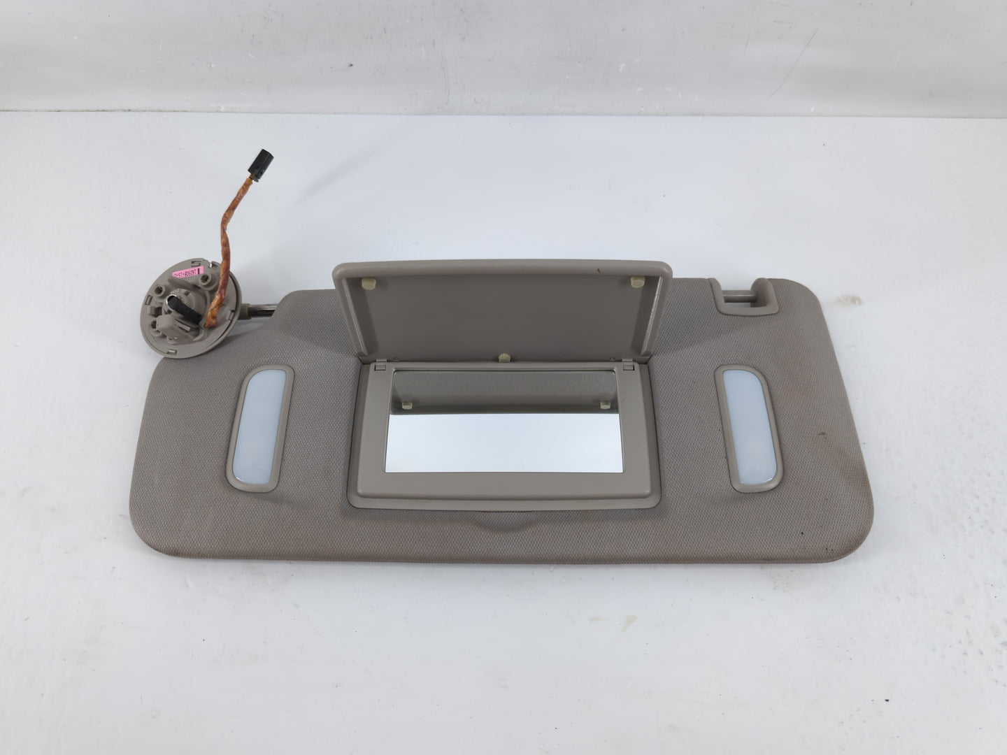 2010-2017 Chevrolet Equinox Sun Visor Shade Replacement Driver Left Mirror Fits Fits 2010 2011 2012 2013 2014 2015 2016 2017