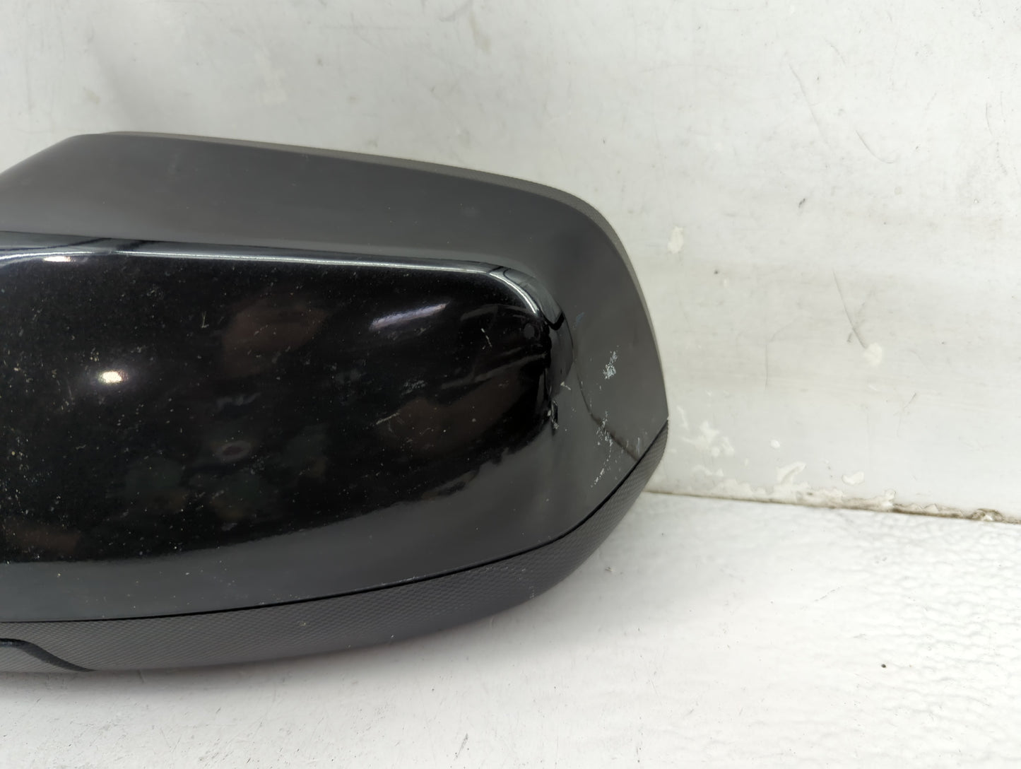 2015-2017 Chevrolet Equinox Driver Side View Mirror - Left Door Mirror OEM Used - Oemusedautoparts1.com