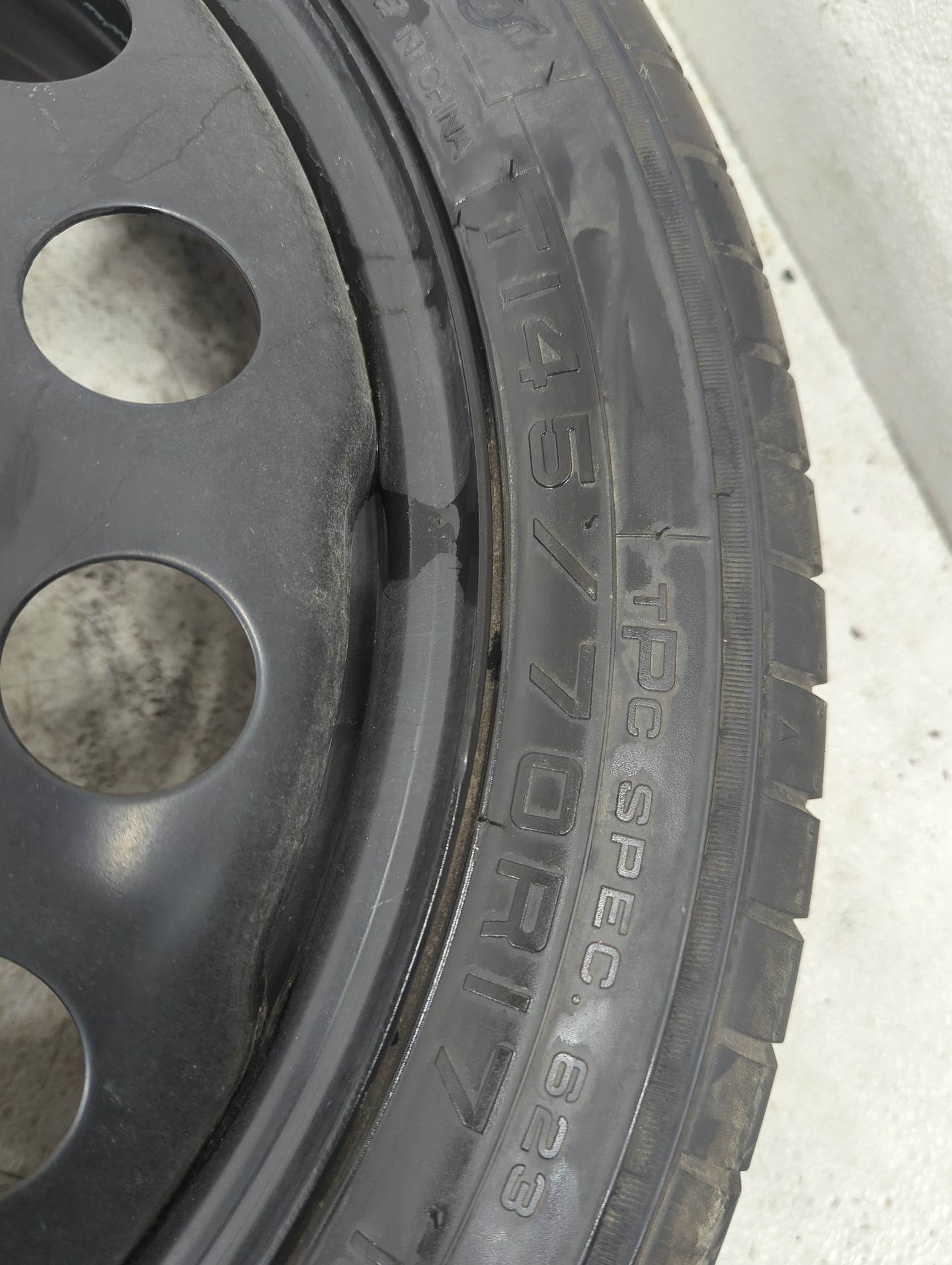 2010-2017 Chevrolet Equinox Spare Donut Tire Wheel Rim Oem 1142770 - Oemusedautoparts1.com