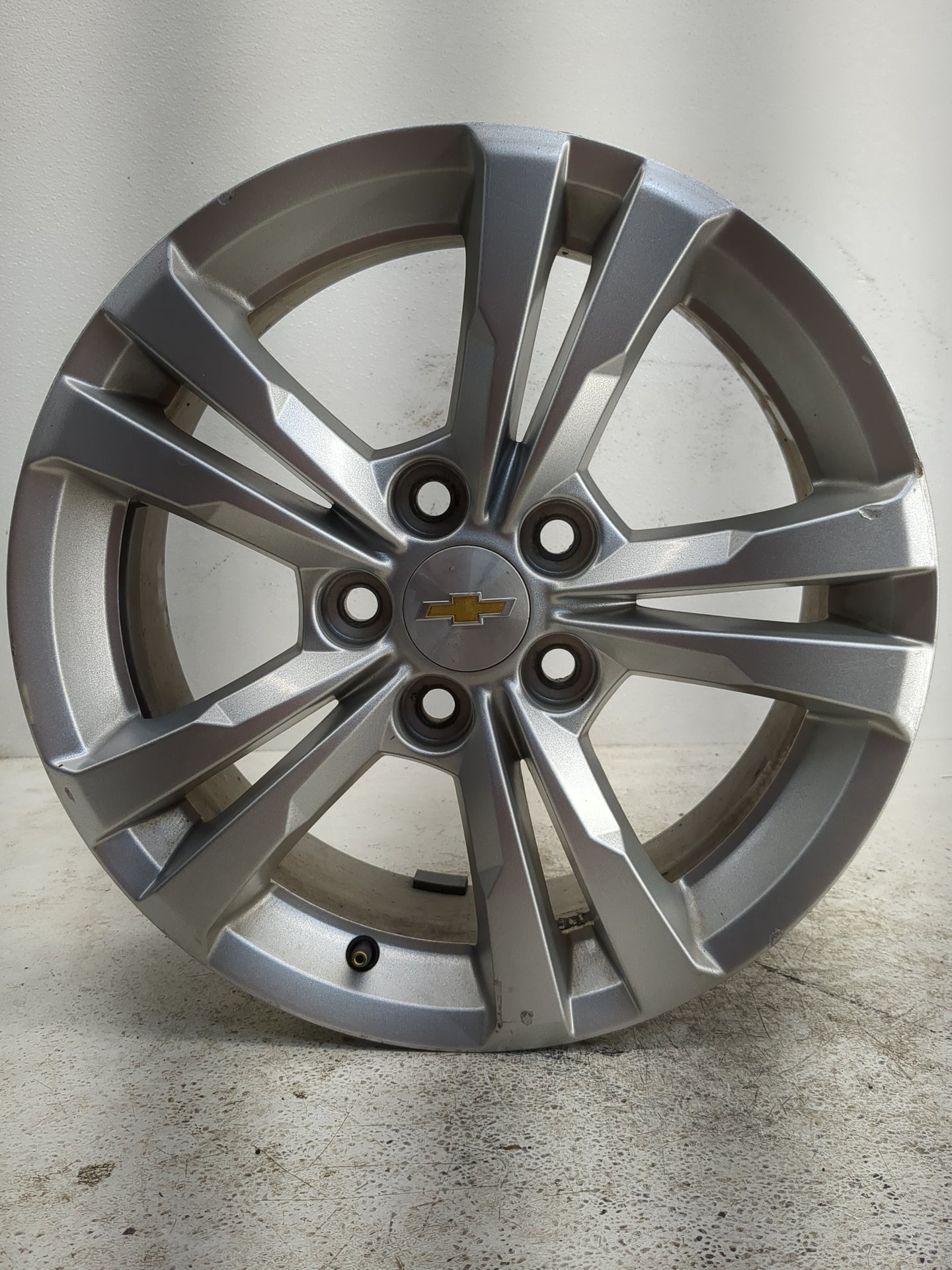 2010-2017 Chevrolet Equinox Oem Wheel Rim - Oemusedautoparts1.com