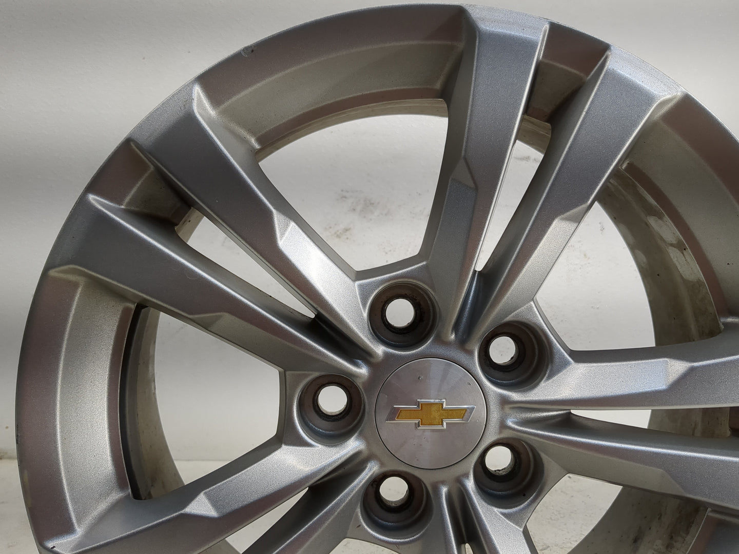 2010-2017 Chevrolet Equinox Oem Wheel Rim 1142773 - Oemusedautoparts1.com