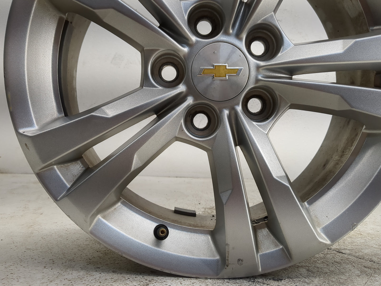 2010-2017 Chevrolet Equinox Oem Wheel Rim 1142773 - Oemusedautoparts1.com
