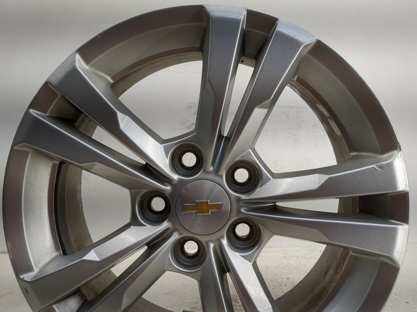 2010-2017 Chevrolet Equinox Oem Wheel Rim 1142773 - Oemusedautoparts1.com