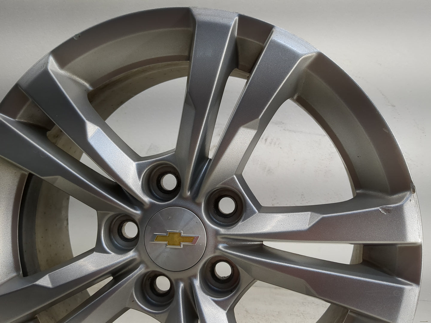 2010-2017 Chevrolet Equinox Oem Wheel Rim 1142773 - Oemusedautoparts1.com