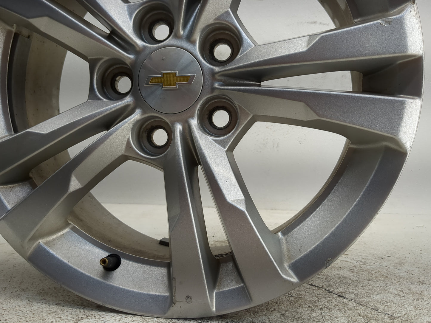 2010-2017 Chevrolet Equinox Oem Wheel Rim - Oemusedautoparts1.com