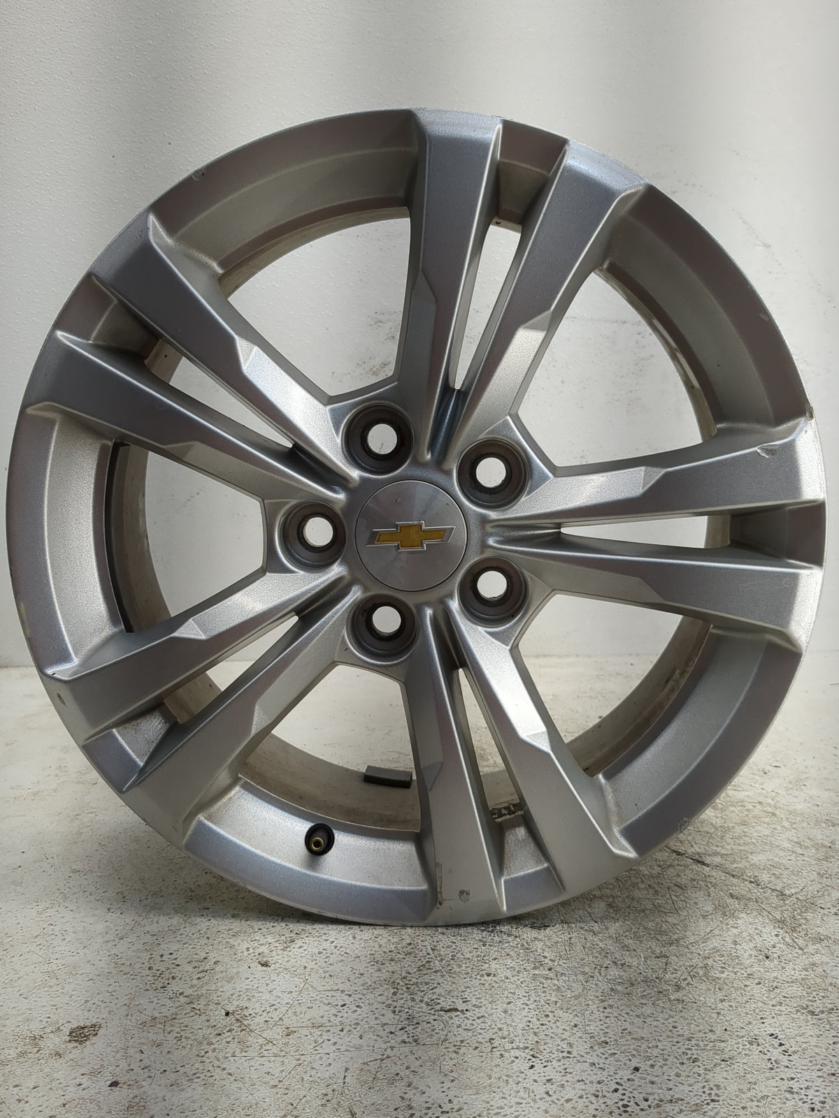 2010-2017 Chevrolet Equinox Oem Wheel Rim 1142773 - Oemusedautoparts1.com