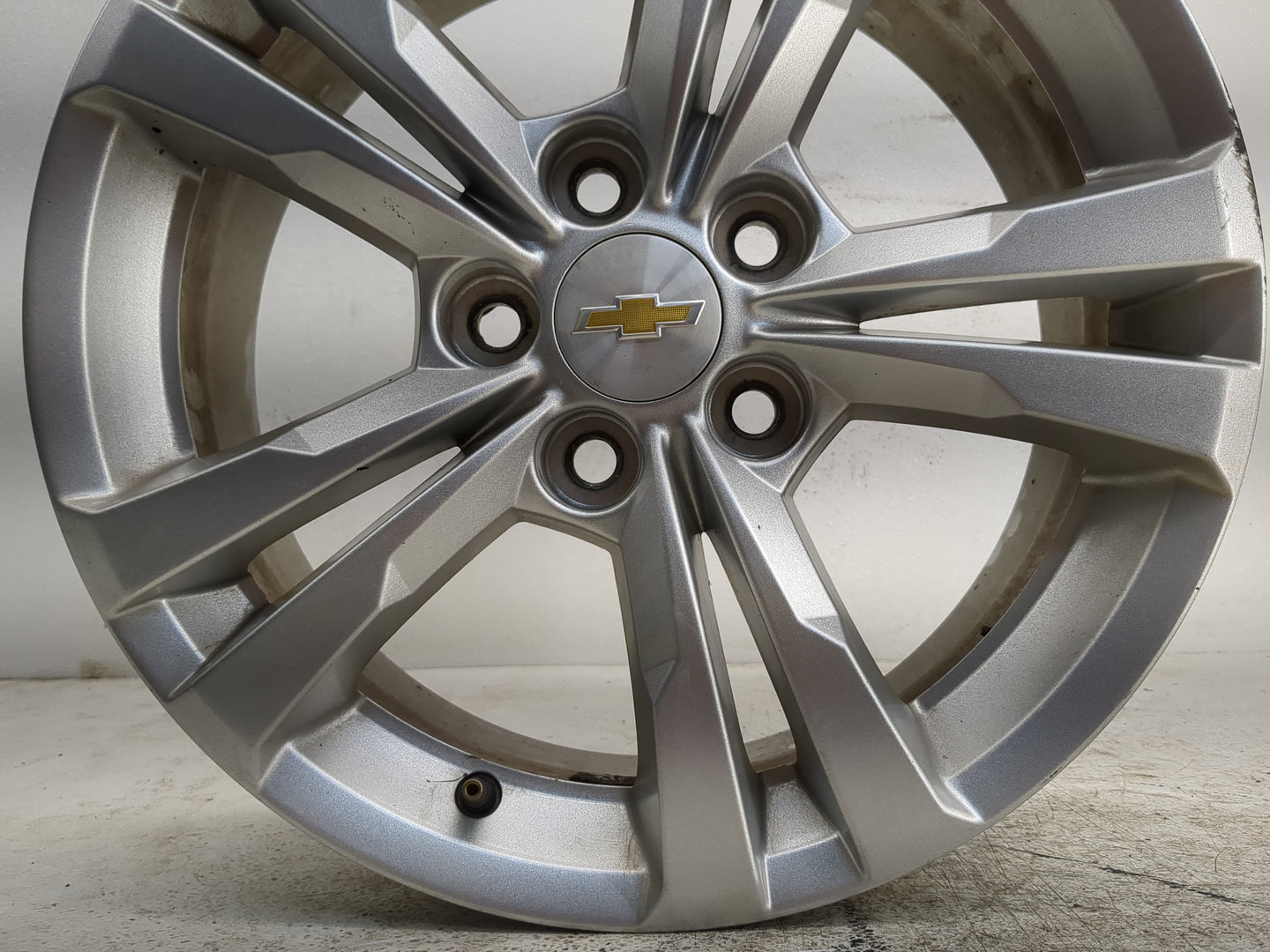 2010-2017 Chevrolet Equinox Oem Wheel Rim - Oemusedautoparts1.com