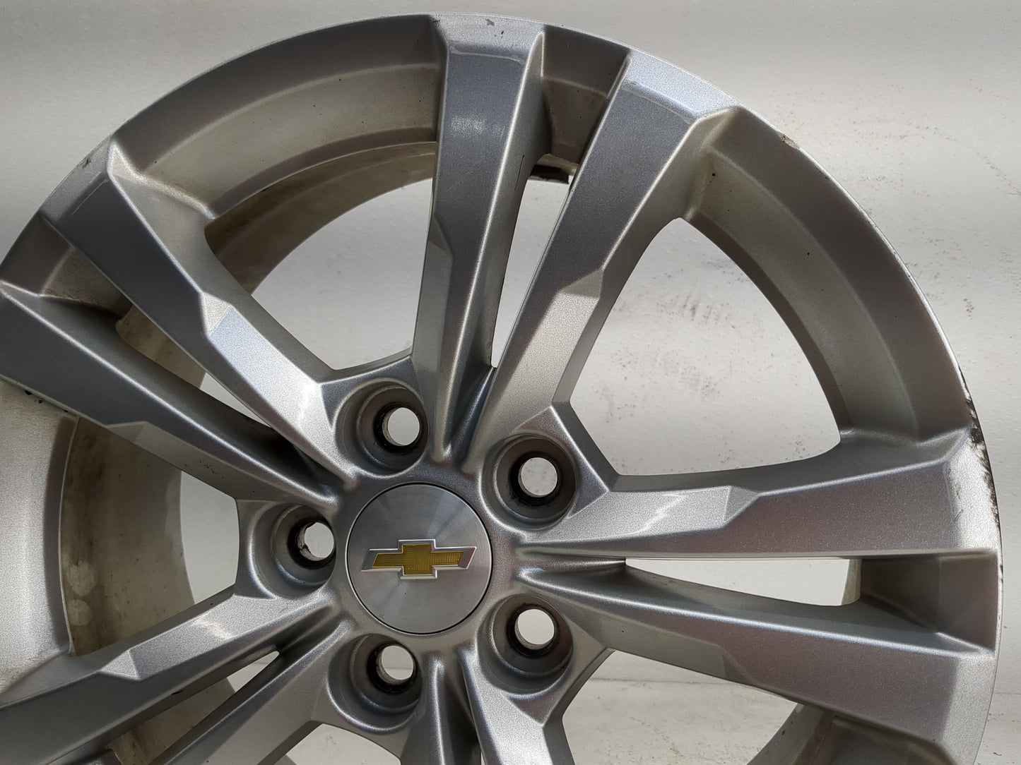 2010-2017 Chevrolet Equinox Oem Wheel Rim - Oemusedautoparts1.com