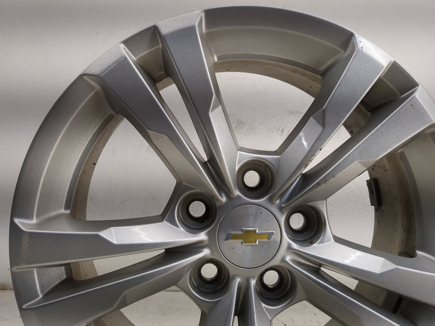 2010-2017 Chevrolet Equinox Oem Wheel Rim - Oemusedautoparts1.com