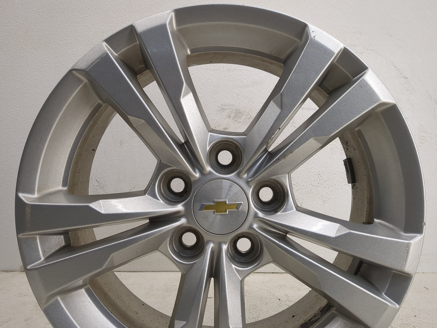 2010-2017 Chevrolet Equinox Oem Wheel Rim - Oemusedautoparts1.com
