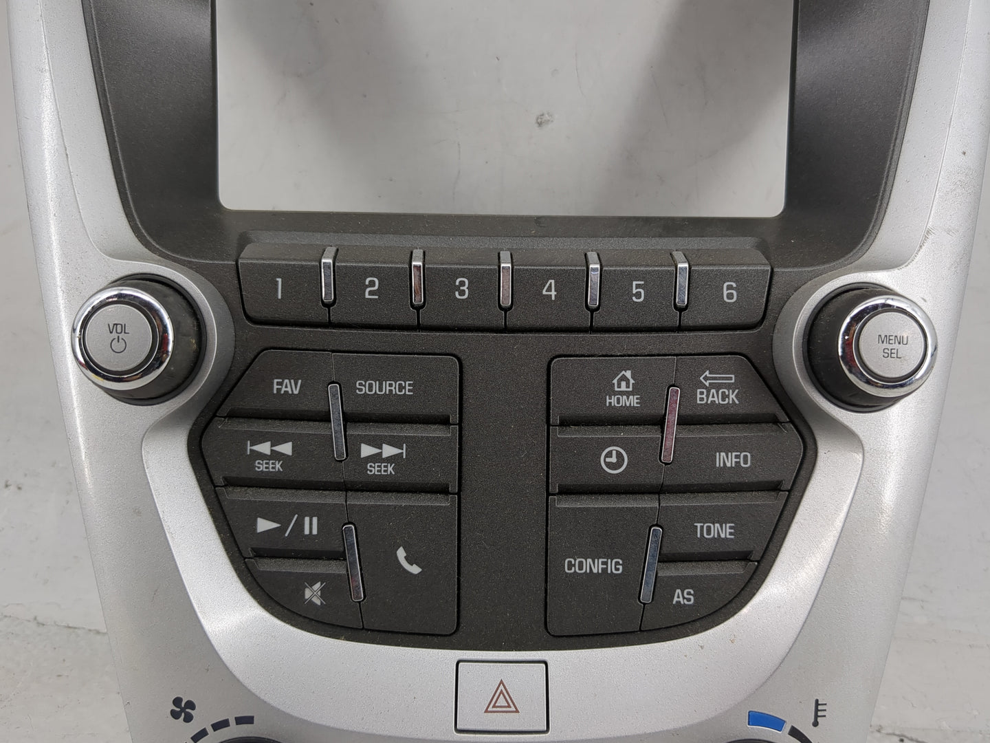 2016-2017 Chevrolet Equinox Radio Control Panel 1147543 - Oemusedautoparts1.com