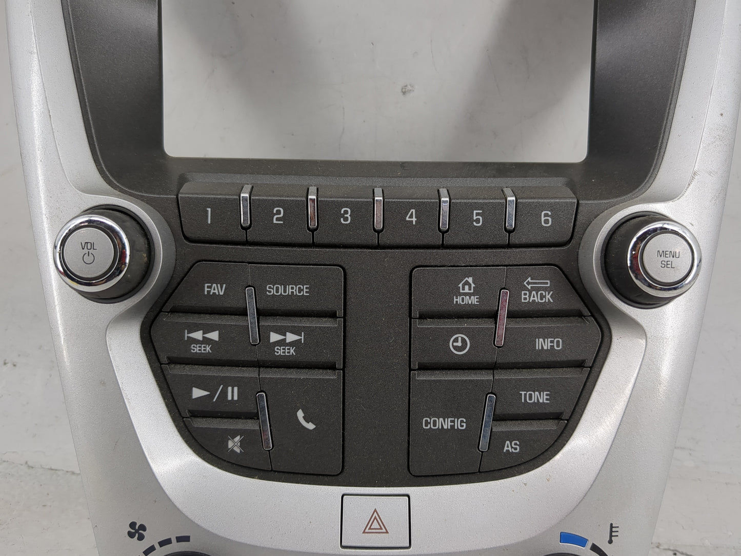 2016-2017 Chevrolet Equinox Radio Control Panel 1147543 - Oemusedautoparts1.com