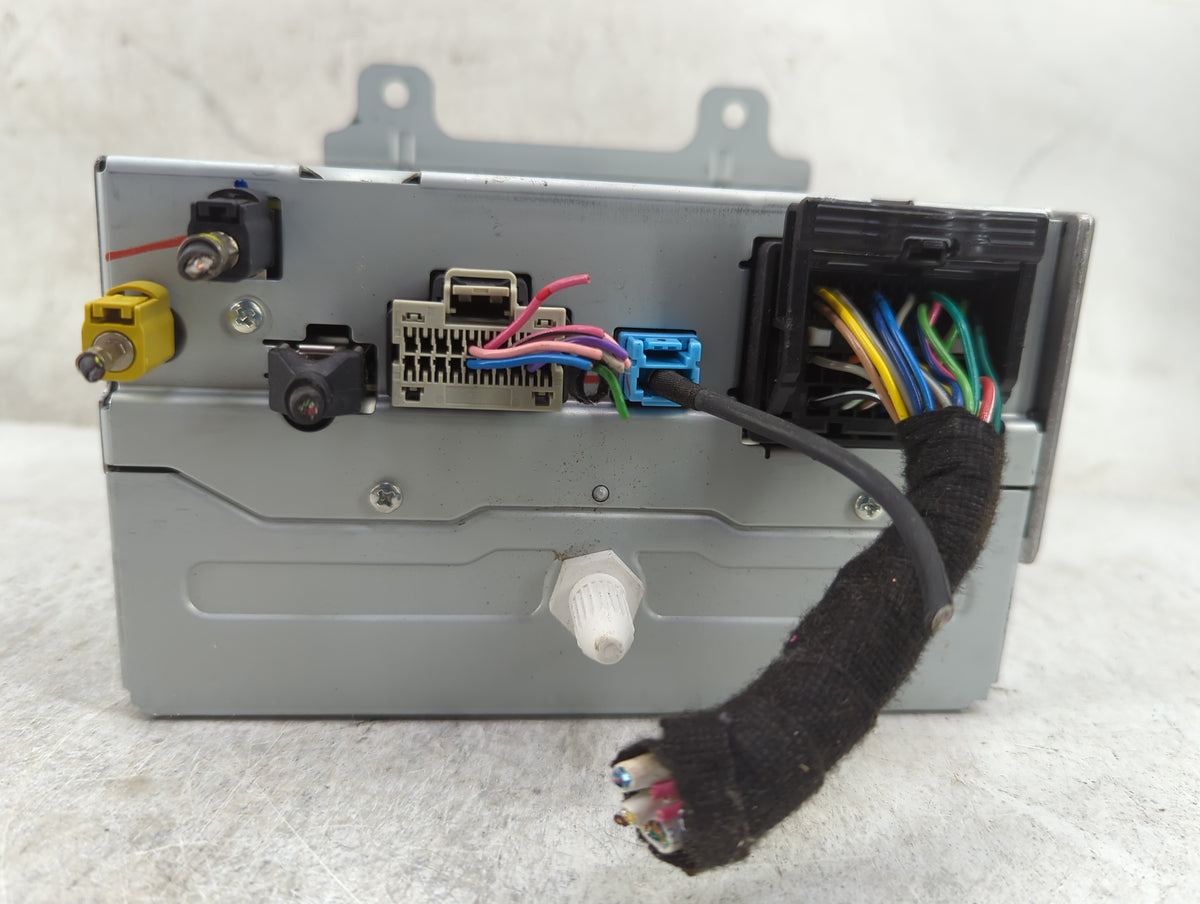 2016-2017 Chevrolet Equinox Radio AM FM Cd Player Receiver Replacement P/N:84064074 Fits Fits 2016 2017 OEM Used Auto Parts 