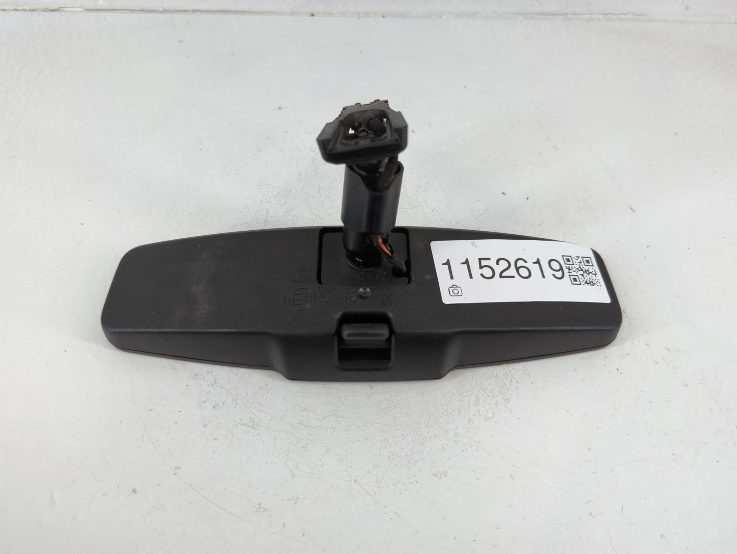 2010-2017 Chevrolet Equinox Interior Rear View Mirror Replacement OEM P/N:E11026392 E11046392 Fits OEM Used Auto Parts - Oem