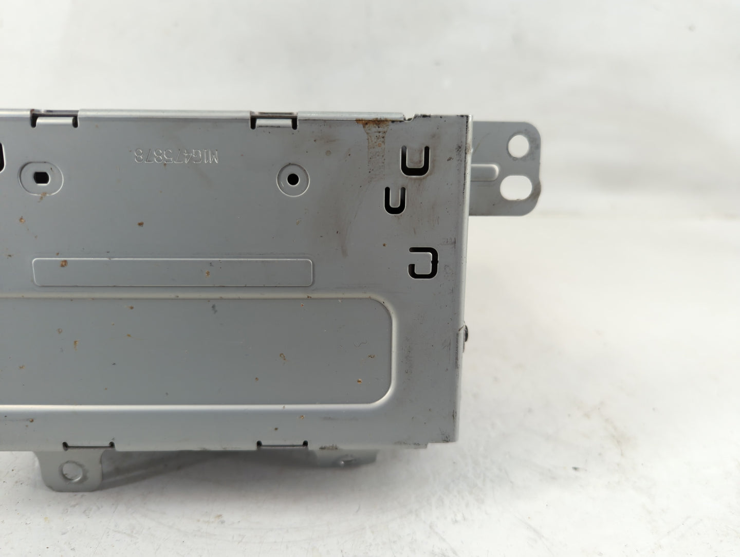 2016-2017 Chevrolet Equinox Radio AM FM Cd Player Receiver Replacement P/N:84064076 Fits Fits 2016 2017 OEM Used Auto Parts 