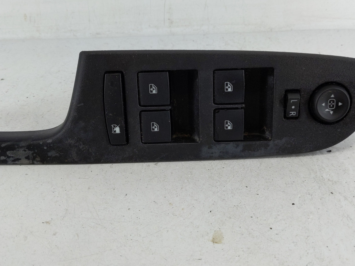 2010-2017 Chevrolet Equinox Master Power Window Switch Replacement Driver Side Left P/N:20917599 Fits OEM Used Auto Parts - 