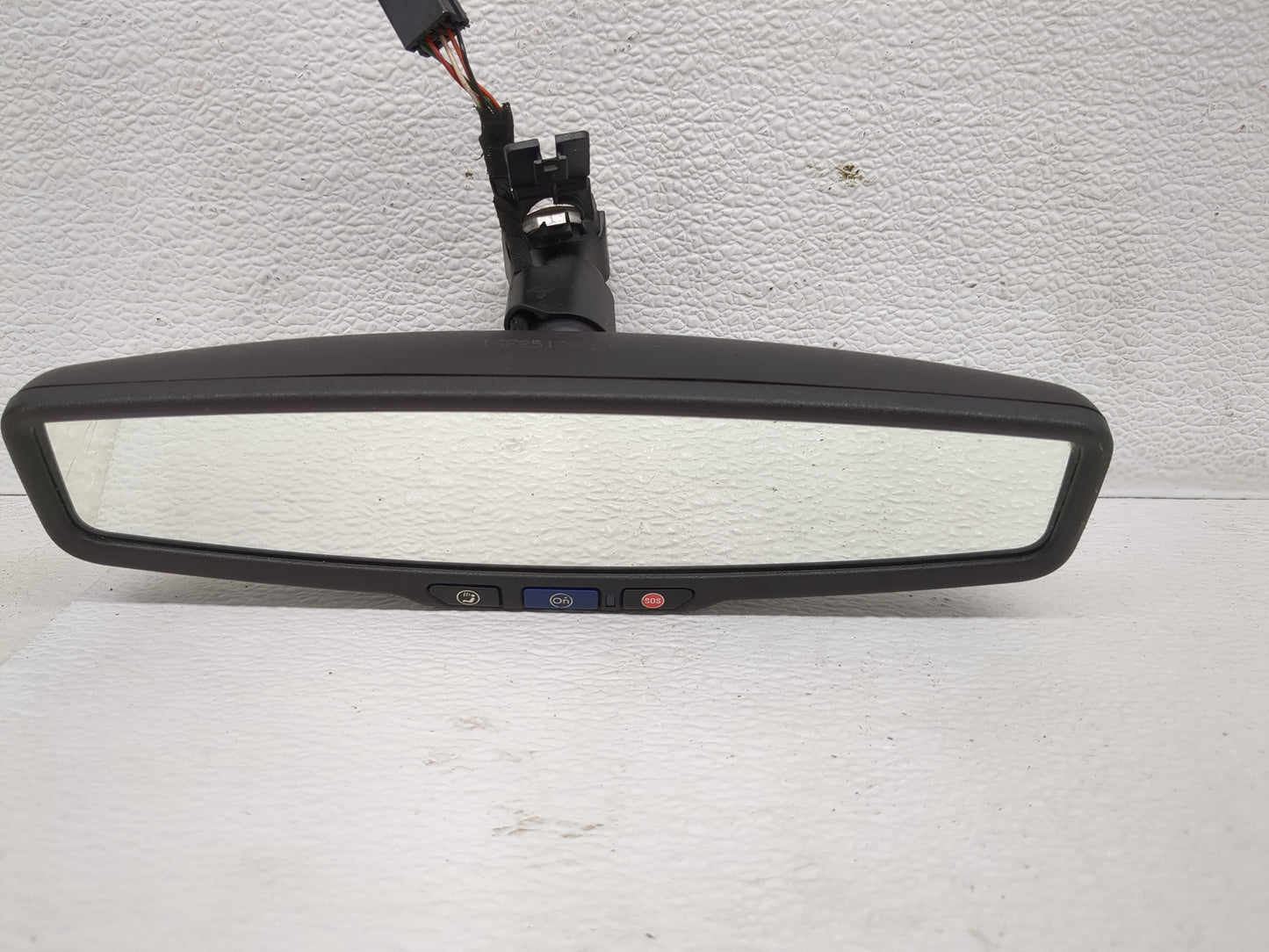 2010-2017 Chevrolet Equinox Interior Rear View Mirror Replacement OEM P/N:E11026392 Fits OEM Used Auto Parts - Oemusedautopa