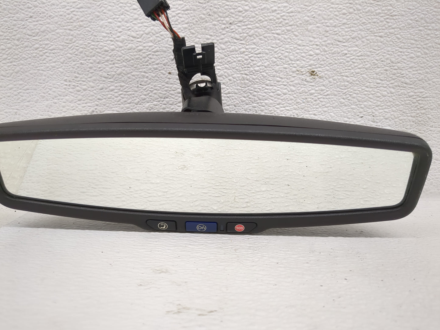 2010-2017 Chevrolet Equinox Interior Rear View Mirror Replacement OEM P/N:E11026392 Fits OEM Used Auto Parts - Oemusedautopa
