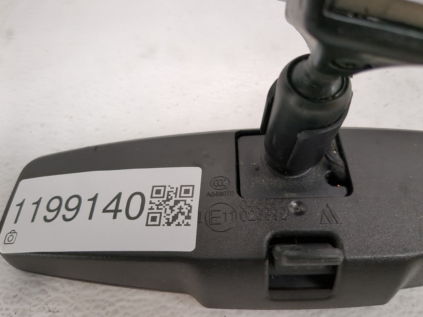 2010-2017 Chevrolet Equinox Interior Rear View Mirror Replacement OEM P/N:E11026392 Fits OEM Used Auto Parts - Oemusedautopa