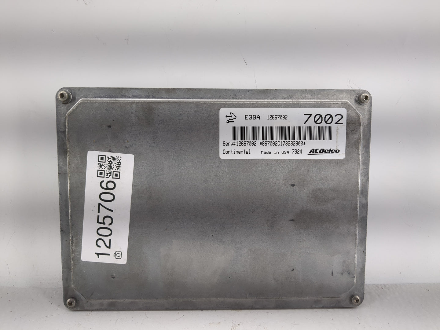 2017 Chevrolet Equinox PCM Engine Control Computer ECU ECM PCU OEM P/N:E39A 12667002 Fits Fits 2018 2019 2020 OEM Used Auto 