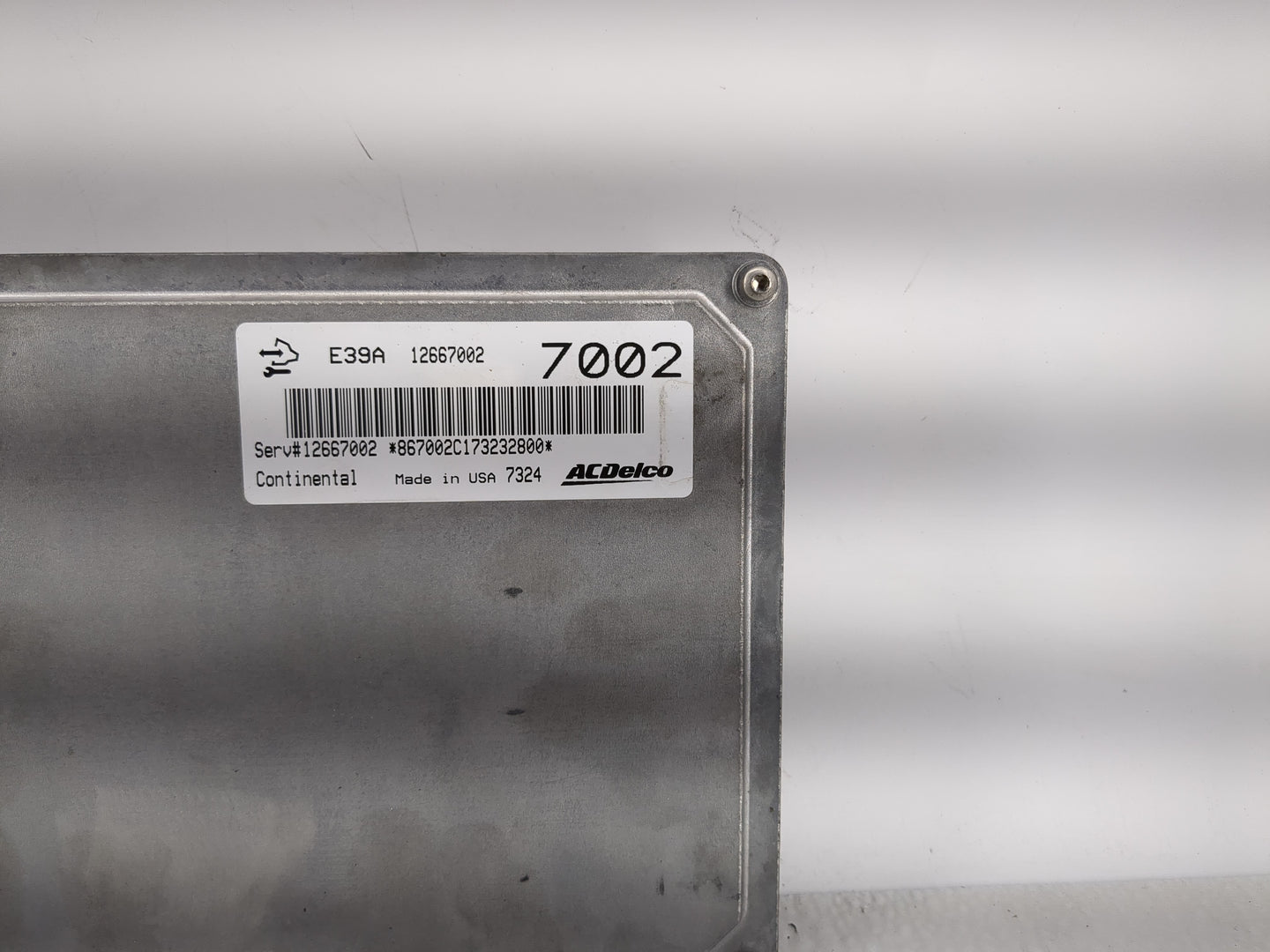 2017 Chevrolet Equinox PCM Engine Control Computer ECU ECM PCU OEM P/N:E39A 12667002 Fits Fits 2018 2019 2020 OEM Used Auto 