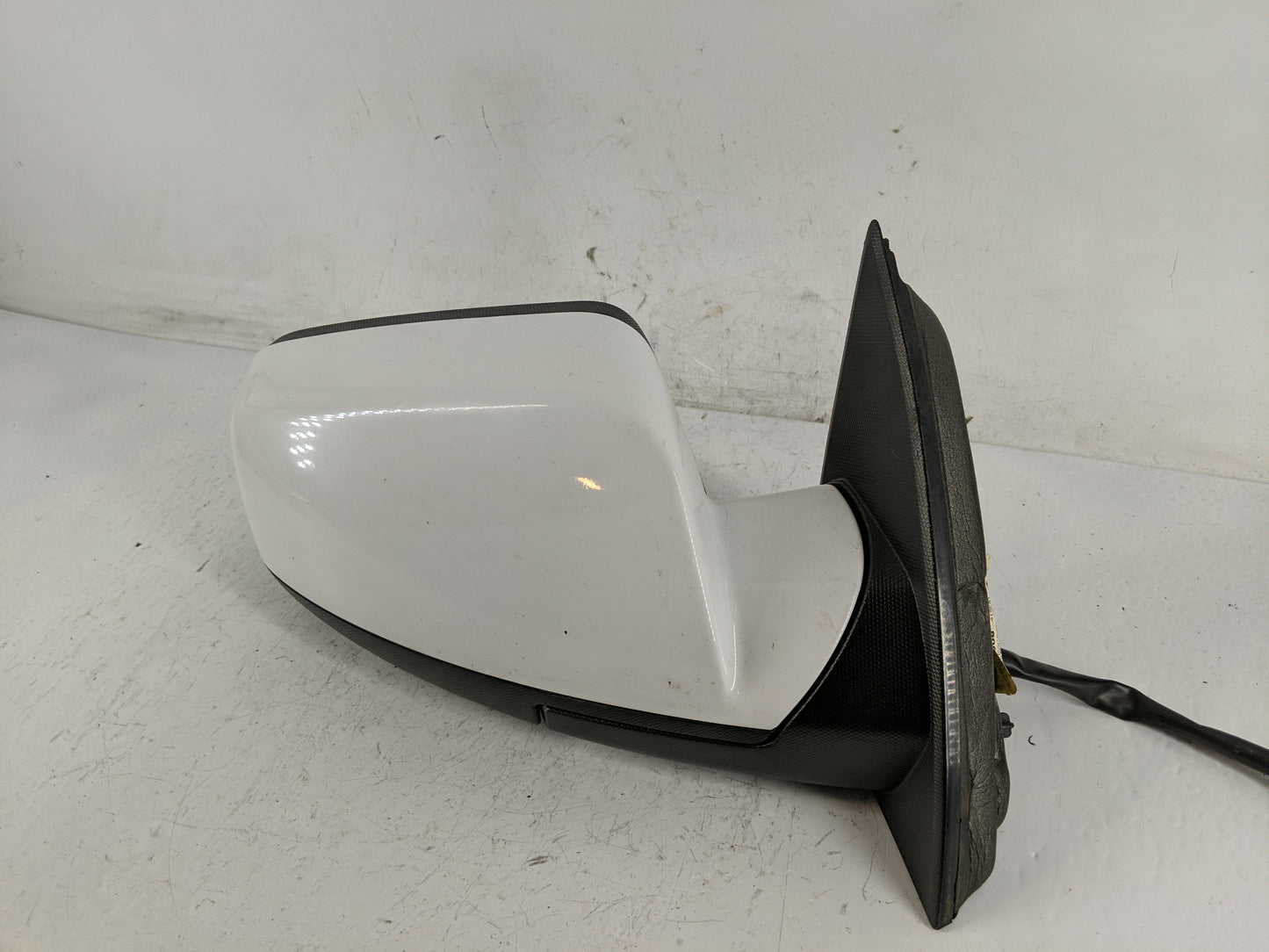 2015-2017 Chevrolet Equinox Side Mirror Replacement Passenger Right View Door Mirror P/N:23467300 Fits Fits 2015 2016 2017 O