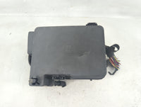 2016-2017 Chevrolet Equinox Fusebox Fuse Box Panel Relay Module P/N:22922727 Fits Fits 2016 2017 OEM Used Auto Parts - Oemus