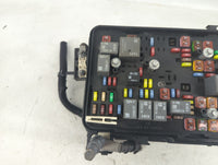 2016-2017 Chevrolet Equinox Fusebox Fuse Box Panel Relay Module P/N:22922727 Fits Fits 2016 2017 OEM Used Auto Parts - Oemus