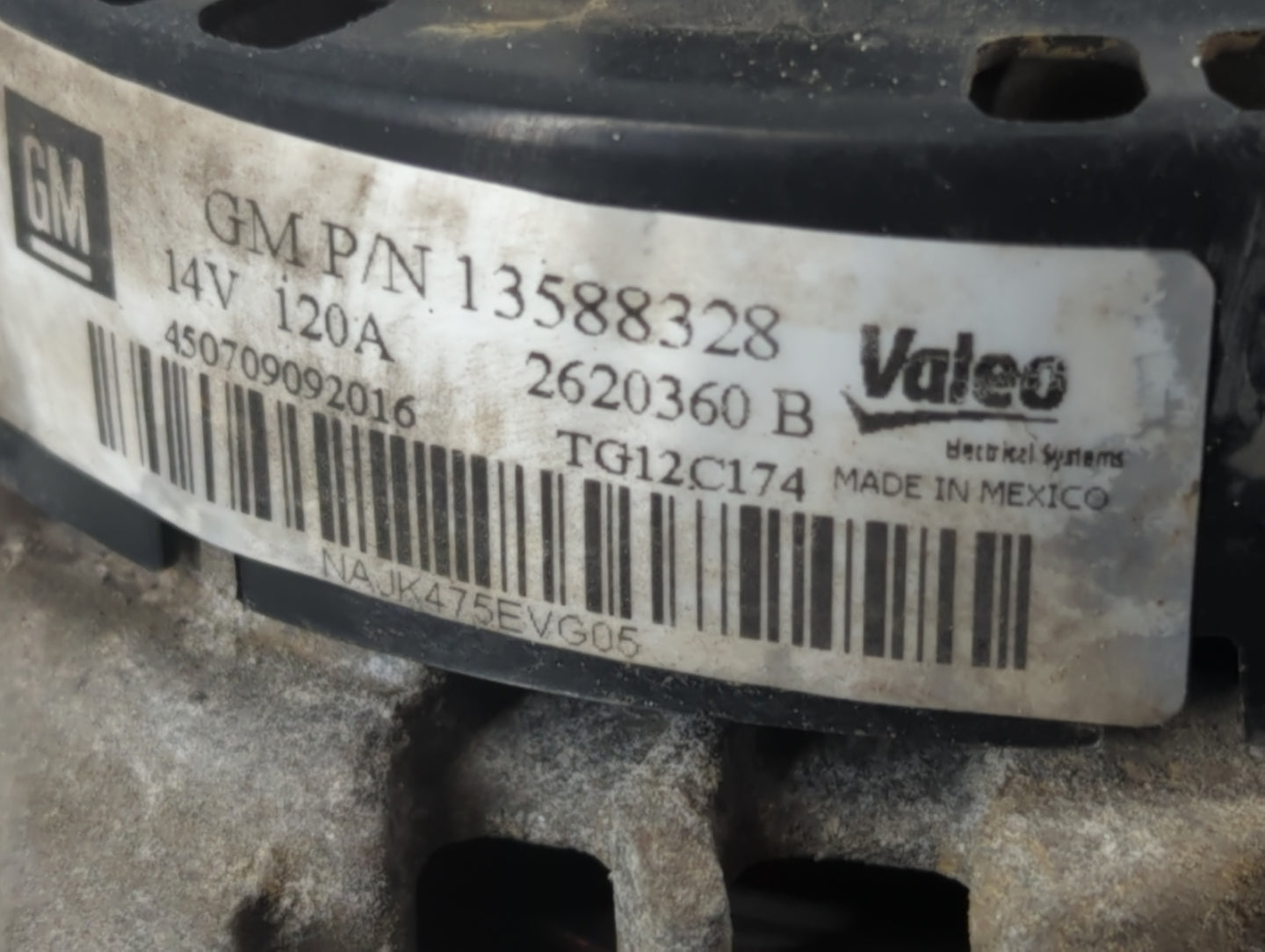 2010-2017 Chevrolet Equinox Alternator Replacement Generator Charging Assembly Engine OEM P/N:13588328 Fits OEM Used Auto Pa