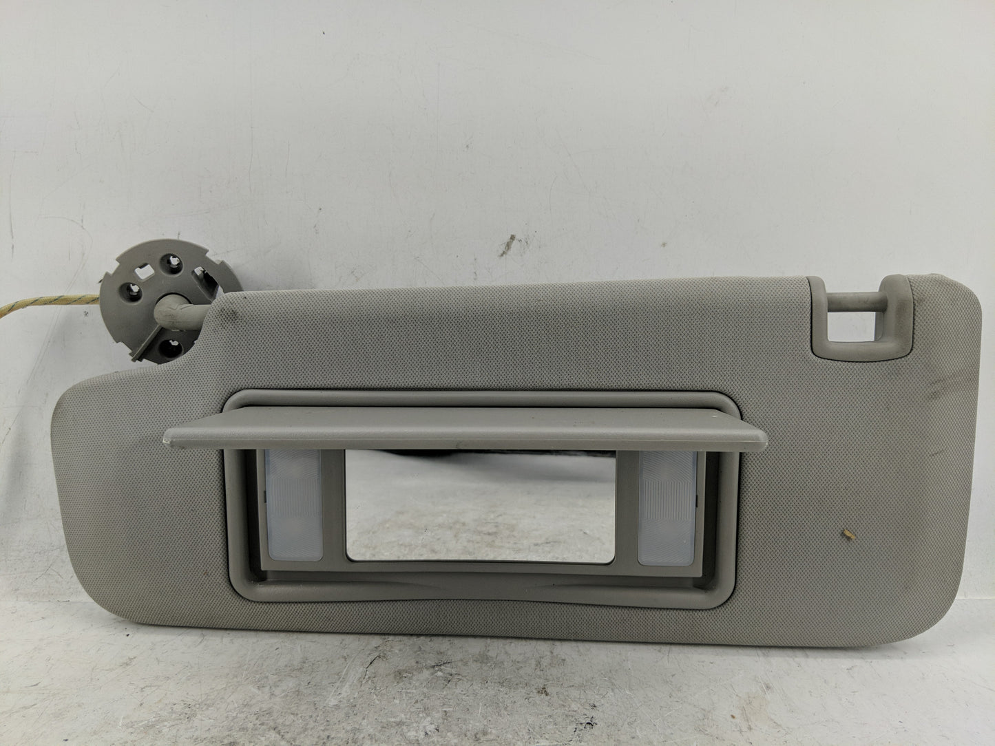 2010-2017 Chevrolet Equinox Sun Visor Shade Replacement Driver Left Mirror Fits Fits 2010 2011 2012 2013 2014 2015 2016 2017