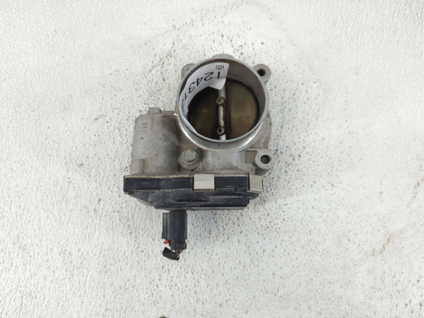 2016-2017 Chevrolet Equinox Throttle Body Fits Fits 2016 2017 OEM Used Auto Parts - Oemusedautoparts1.com