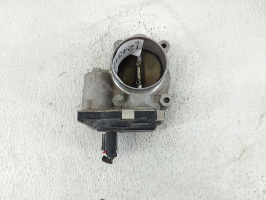 2016-2017 Chevrolet Equinox Throttle Body Fits Fits 2016 2017 OEM Used Auto Parts - Oemusedautoparts1.com