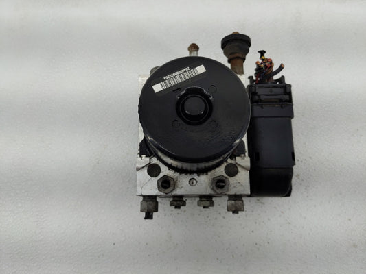 2012-2017 Chevrolet Equinox ABS Pump Control Module Replacement P/N:84136206 Fits Fits 2012 2013 2014 2015 2016 2017 OEM Used Auto Parts