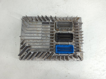 2017 Chevrolet Equinox PCM Engine Control Computer ECU ECM PCU OEM P/N:12667189 Fits Fits 2018 2019 2020 OEM Used Auto Parts