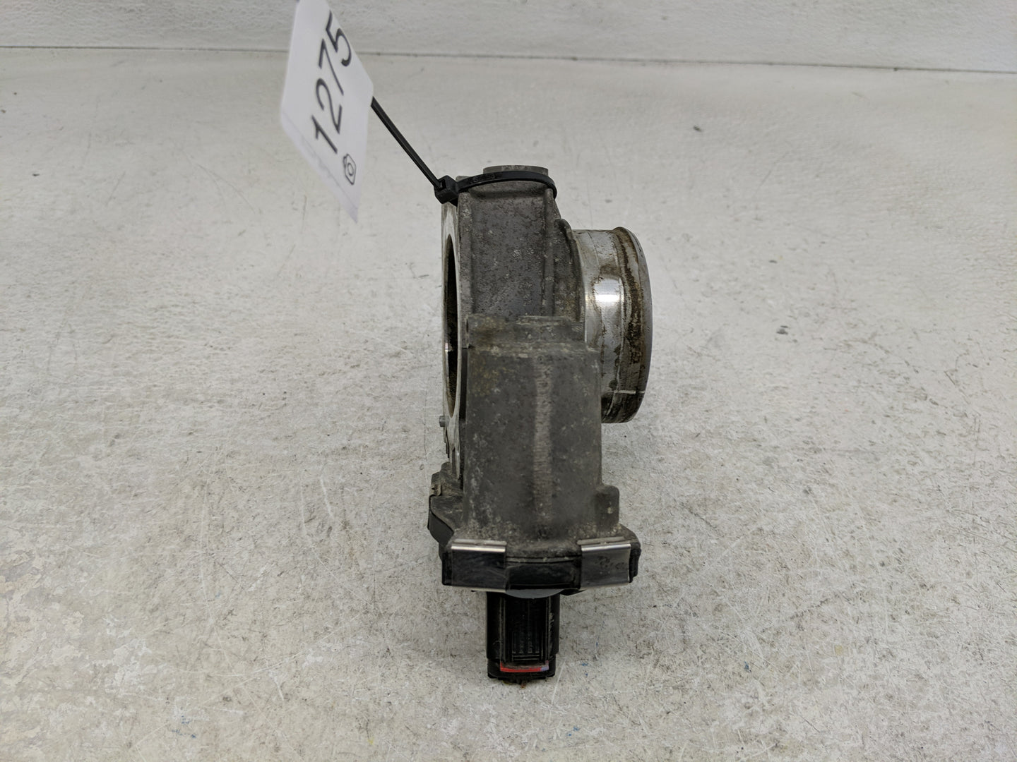 2016-2017 Chevrolet Equinox Throttle Body Fits Fits 2016 2017 OEM Used Auto Parts - Oemusedautoparts1.com