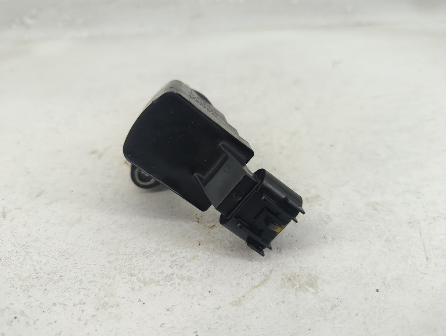 2010-2017 Chevrolet Equinox Ignition Coil Igniter Pack - Oemusedautoparts1.com