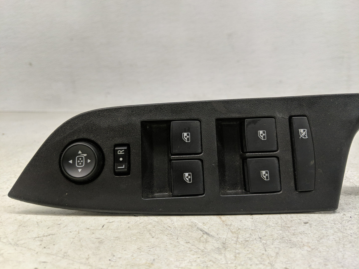 2010-2017 Chevrolet Equinox Master Power Window Switch Replacement Driver Side Left P/N:20917599 Fits OEM Used Auto Parts - 